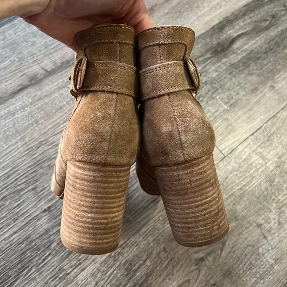 Joe’s Jeans suede peep-toe booties - Picture 2 of 7